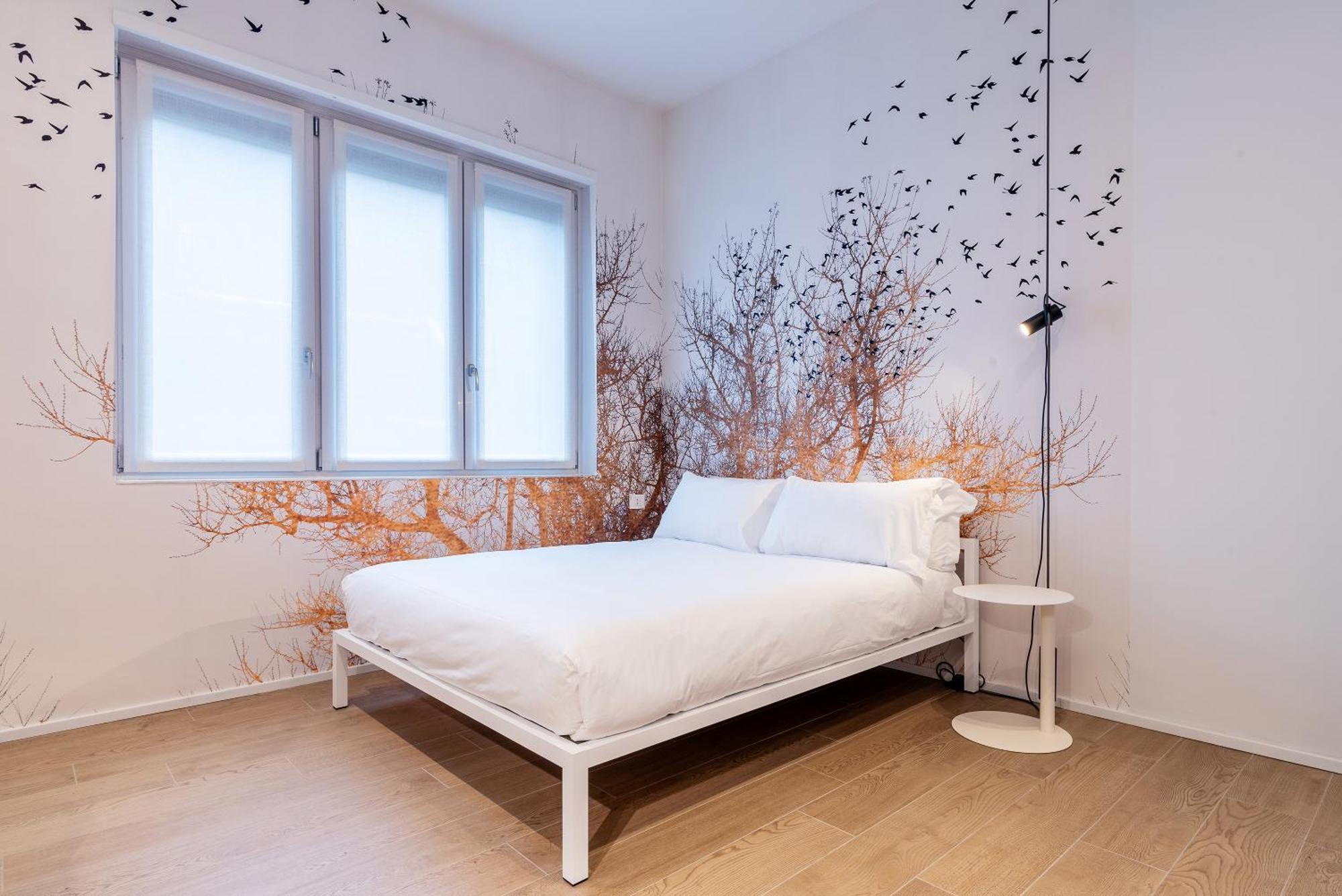 Easyhomes-City Centre Suites Милано Екстериор снимка