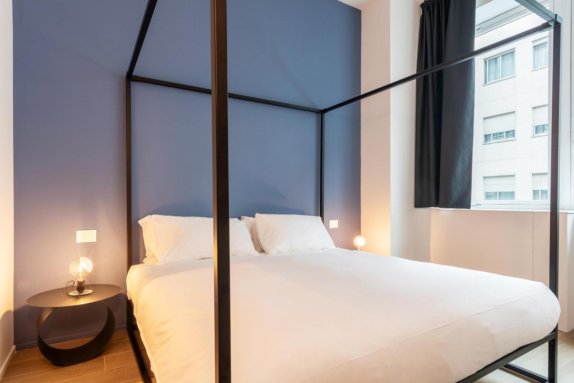 Easyhomes-City Centre Suites Милано Екстериор снимка
